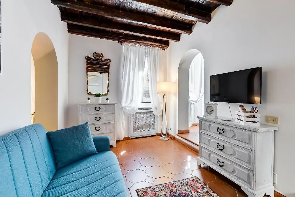 White Coronari Apartment Roma Italia
