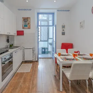 Casa Rene , Savona Italia